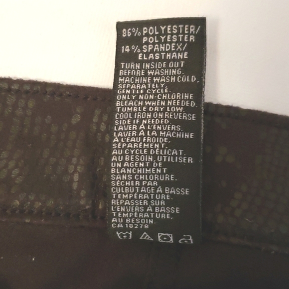 Hue black snakeskin Leggings M EUC - Picture 7 of 8